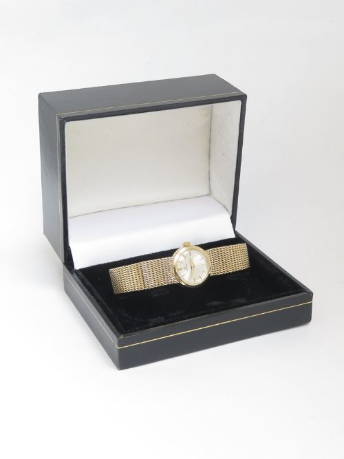 fig 7. Solid 9ct Gold Omega Ladies Watch c1961