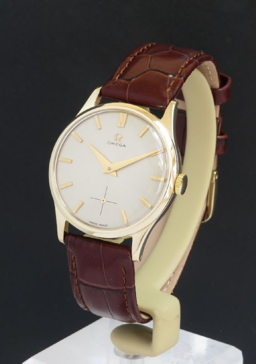 Solid 9ct Gold Omega Calibre 266 C1955