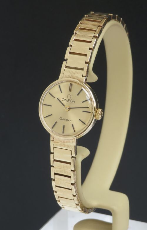 Solid 9ct Gold Omega Geneve Ladies Cocktail Watch C1963