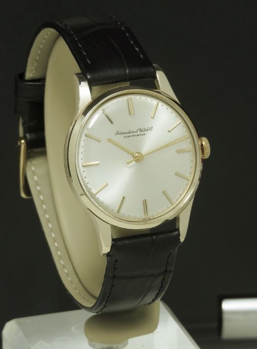 fig 3. Solid 9ct Gold International Watch Company IWC Calibre 89 c1965