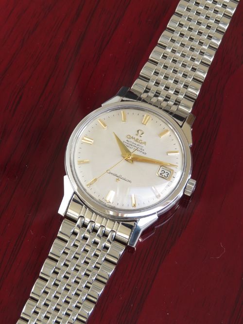fig 5. Omega Constellation Chronometer Exhibition Back c1964
