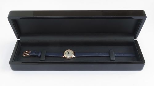 fig 6. Solid 18ct Rose Gold Ladies Rolex c1962