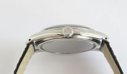 fig 4. Very Rare Rolex Tudor Oysterthin Big Rose c1958