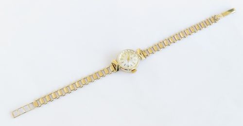fig 3. Solid 9ct Gold Rolex Tudor Royal Cocktail Watch c1965