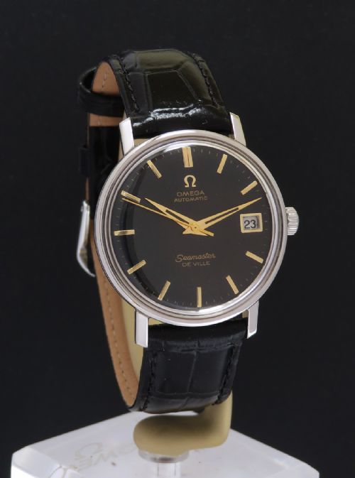 fig 2. Omega Seamaster Automatic Calendar Mens Watch c1966