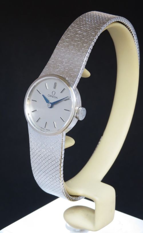 fig 1. Wonderful Solid 9ct White Gold ladies cocktail watch c1969