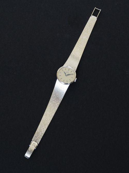 fig 4. Wonderful Solid 9ct White Gold ladies cocktail watch c1969