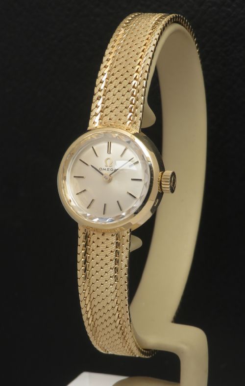 Mint Solid 18ct Gold Omega Sapphette C1969 with Boxes and Papers