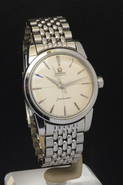 fig 4. Superb Untouched Omega Seamaster Cal 501 Cross Hair Dial Mens Watch c1959