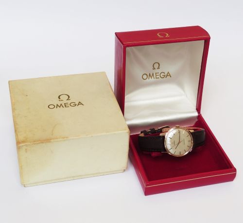 fig 6. Rare Mint Untouched Solid 18ct Rose Gold Omega Seamaster Automatic c1966 With Boxes Mens Watch