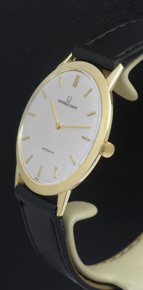 fig 2. Solid 18ct Gold ultra thin Universal Geneve Deluxe Microrotor automatic watch c1968