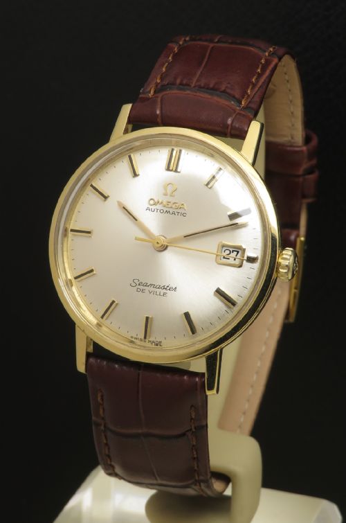 Near Mint All Original Solid 18ct Gold Omega Seamaster Deville 1964 with Box