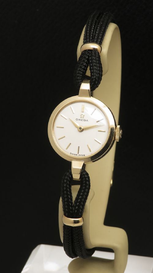 Mint with Box Solid 9ct Gold Omega Ladies Cocktail Watch C1960