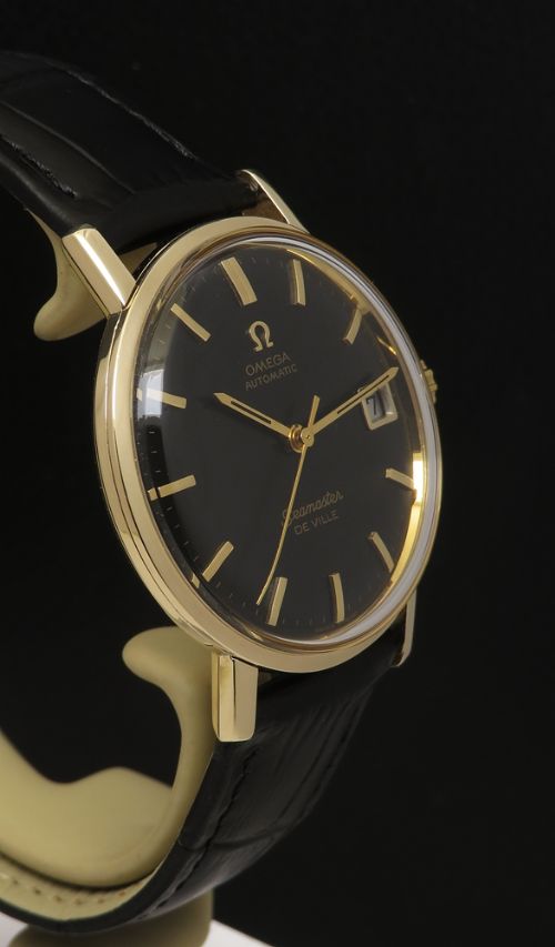 fig 3. Solid 9ct Gold Omega Seamaster Deville Automatic 1968 with box