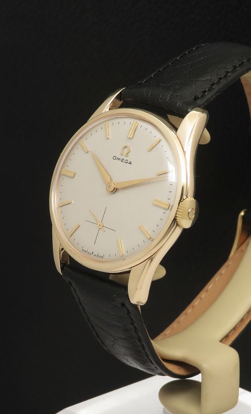 fig 1. Solid 9ct Gold Omega Calibre 268 c1964
