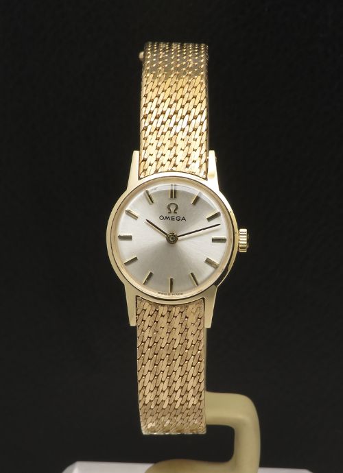 fig 4. Mint with boxes and papers Solid 9ct Gold Ladies Omega Watch c1967
