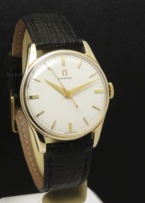 fig 2. Solid 9ct Gold Omega Calibre 285 c1960