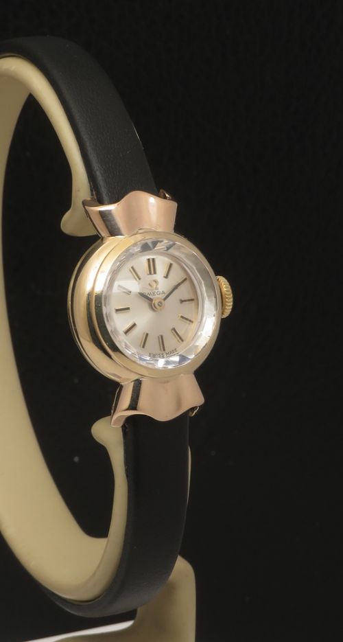 fig 3. Solid 9ct Gold Omega Sapphette Ladies Watch with box c1960