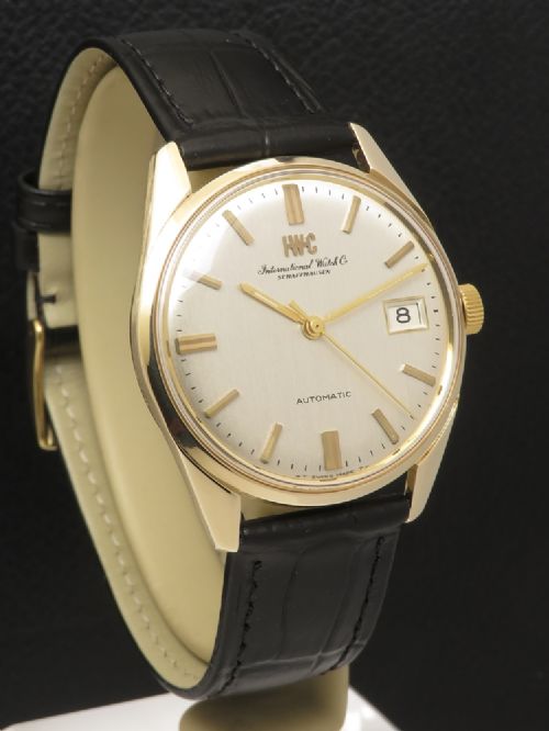 fig 2. Near Mint Solid 9ct gold IWC Calibre 8541b Water Resistant c1969