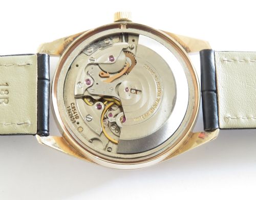 fig 5. Near Mint Solid 9ct gold IWC Calibre 8541b Water Resistant c1969