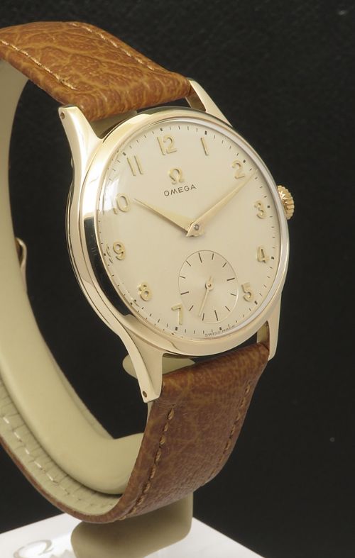 fig 3. All Original Solid 9ct Gold Omega 266 with Box, 9ct buckle and Strap 1955