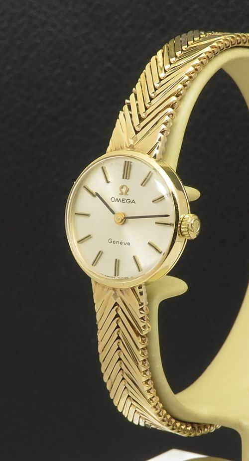 fig 1. Solid 9ct Gold Ladies Omega Geneve from 1963