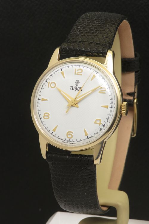 Solid 9ct Gold Rolex Tudor Mid Size from 1953