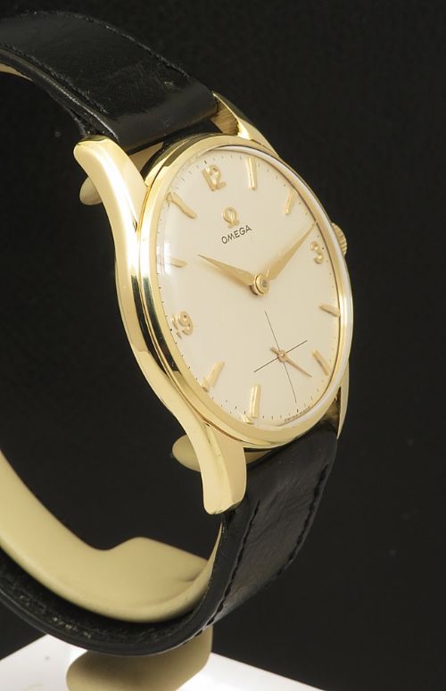 fig 4. Extremely Rare Museum Quality Solid 18ct Gold Omega 268 Strap Buckle Box 1959