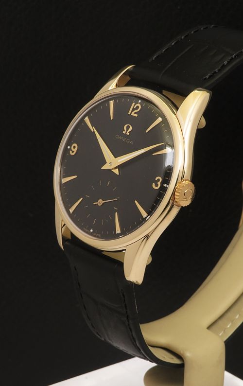 fig 2. Solid 9ct Gold Classic Explorer Dial Omega Calibre 269 From 1963