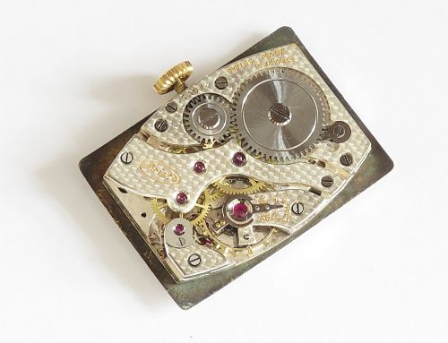 fig 4. Rare Museum Quality Solid 9ct Gold Aristo Art Deco Chronometer From 1937
