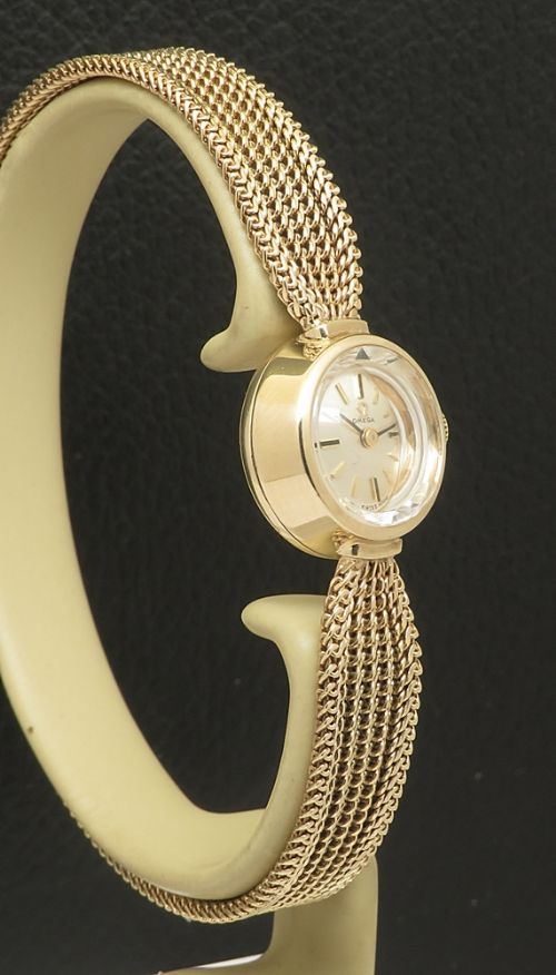 fig 4. Mint All Original Solid 9ct Gold Omega Sapphette Ladies Watch From 1961