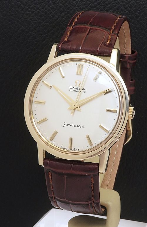 fig 1. Mint Heavy Solid 9ct Gold Omega Seamaster Automatic c1965