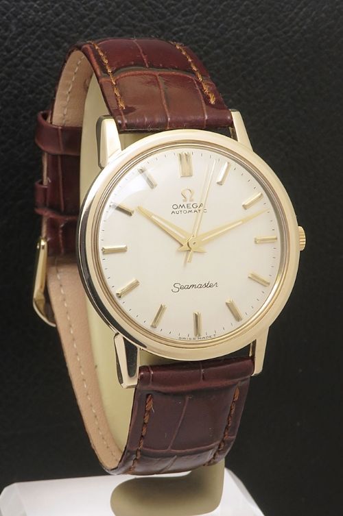 fig 2. Mint Heavy Solid 9ct Gold Omega Seamaster Automatic c1965