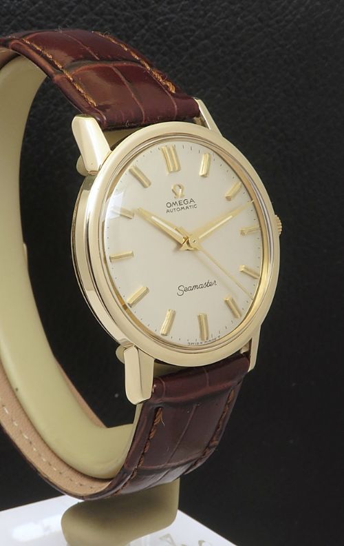 fig 4. Mint Heavy Solid 9ct Gold Omega Seamaster Automatic c1965