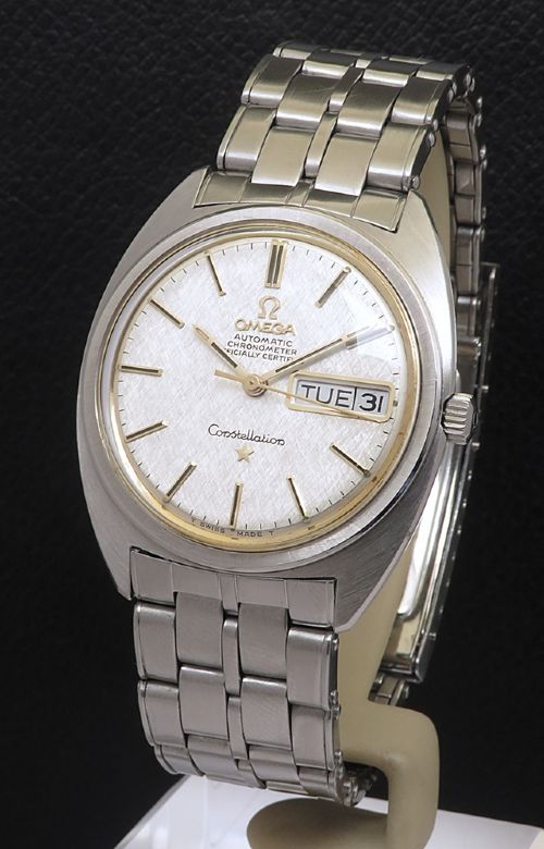 NEAR MINT OMEGA CONSTELLATION DAYDATE AUTOMATIC CHRONOMETER C1969 - ADDITIONAL PHOTO 1