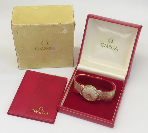 MUSEUM QUALITY UNWORN HEAVY SOLID 9CT GOLD OMEGA SEAMASTER BOX PAPERS 1967 - ADDITIONAL PHOTO 12