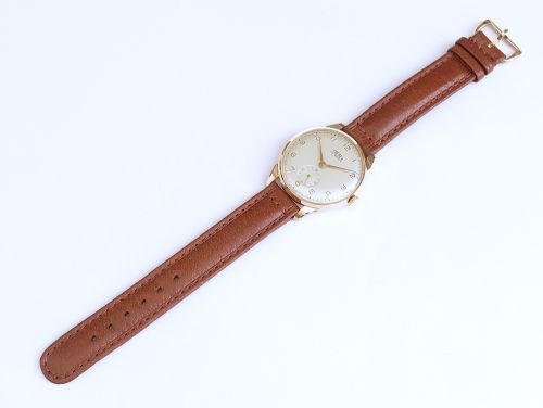 MUSEUM QUALITY UNWORN SOLID 9CT GOLD TREBEX WITH BOX PAPERWORK BUCKLE AND STRAP FULL SET FROM 1954 - ADDITIONAL PHOTO 7