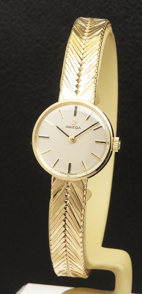 Mint Unworn Solid 9ct Gold Omega Ladies Watch with Box from 1966