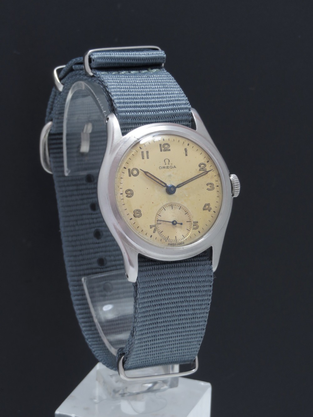 RARE COMPLETELY ORIGINAL MILITARY OMEGA 26.5 REFERENCE 2450 MENS VINTAGE WATCH C1947 View VII