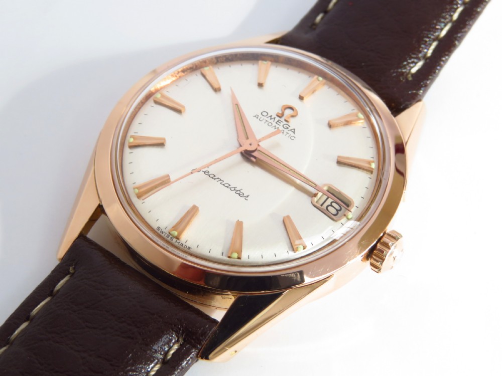 NEAR MINT ORIGINAL CONDITION SOLID 18CT 18K ROSE GOLD OMEGA SEAMASTER AUTOMATIC MENS VINTAGE WATCH C1962 View V