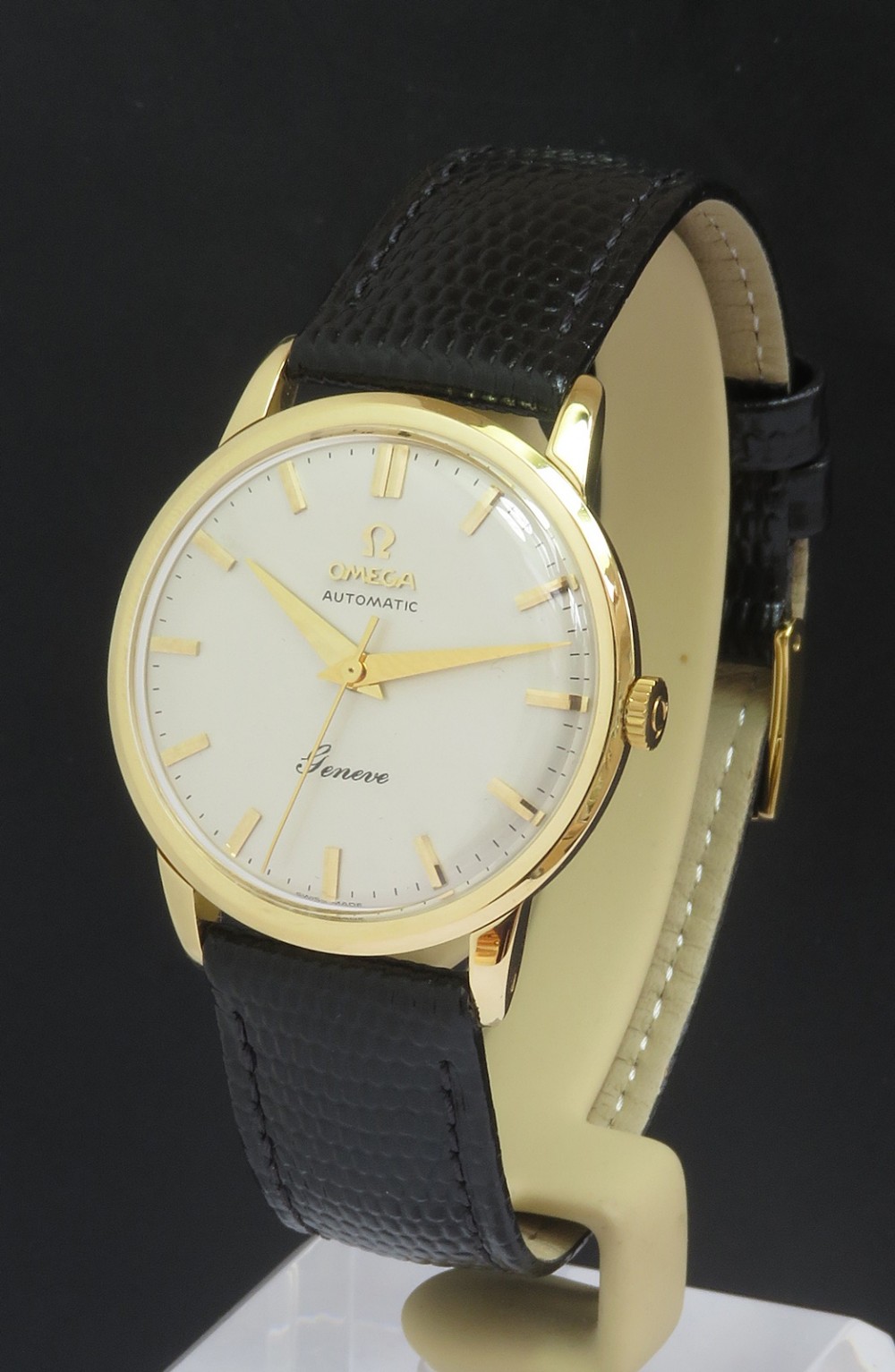 Solid 18ct Gold Omega Geneve Automatic c1960