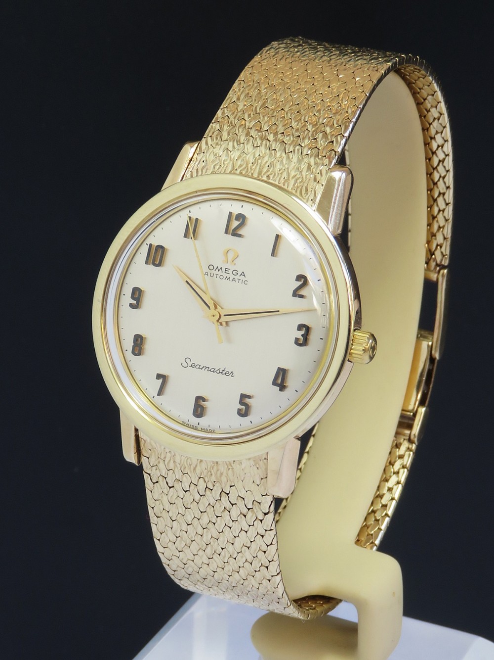 Solid 9ct Gold Omega Seamaster Automatic With Box c1966