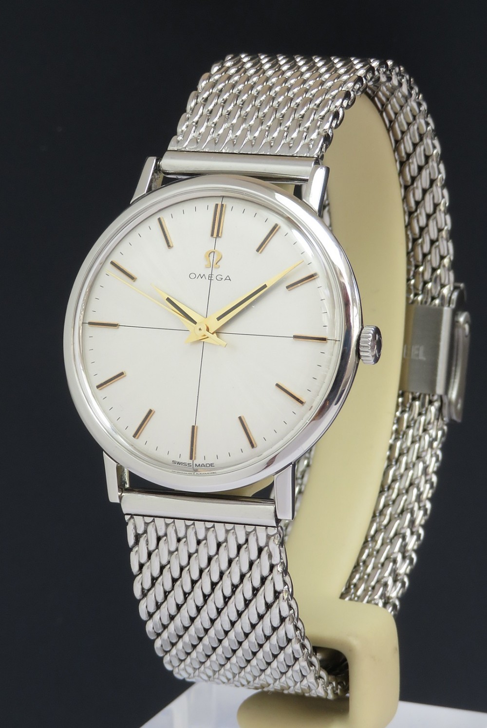 Omega Calibre 600 Manual Winding c1965