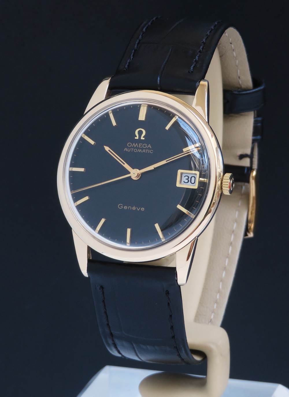 Solid 9ct Gold Omega Geneve Automatic Calendar c1969