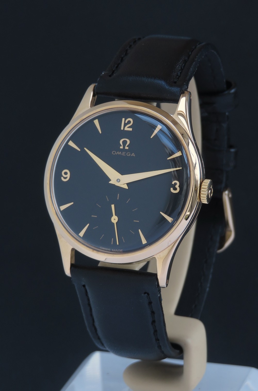 Solid 9ct Gold Omega Calibre 266 c1956