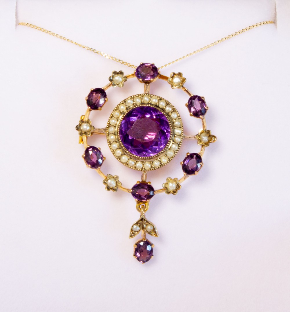 Beautiful Art Nouveau Edwardian Solid 9ct Gold Amethyst and Seed Pearl Pendant/Brooch