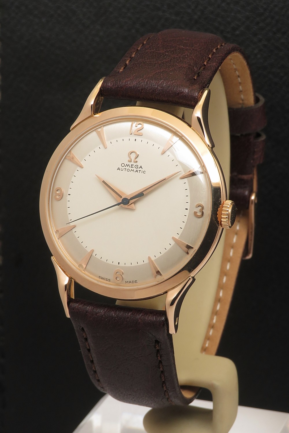 Very Rare 18ct Rose Gold Omega Bumper with Spider Leg Case 1951