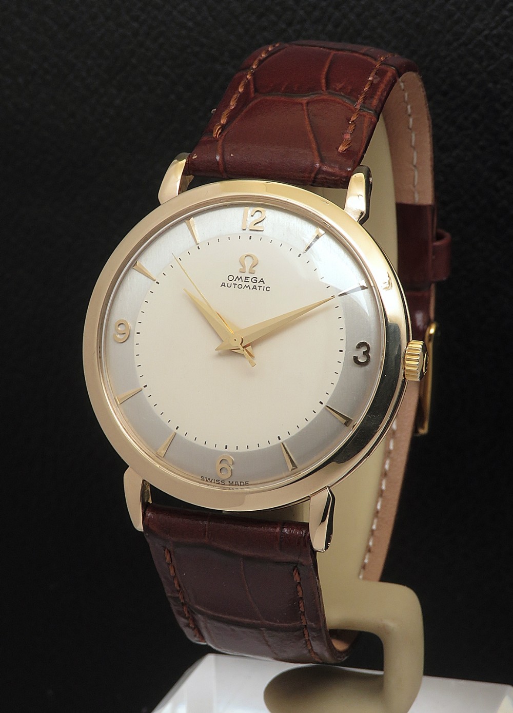 Fully Restored Solid 9ct Gold Omega Automatic Calibre 501 c1958