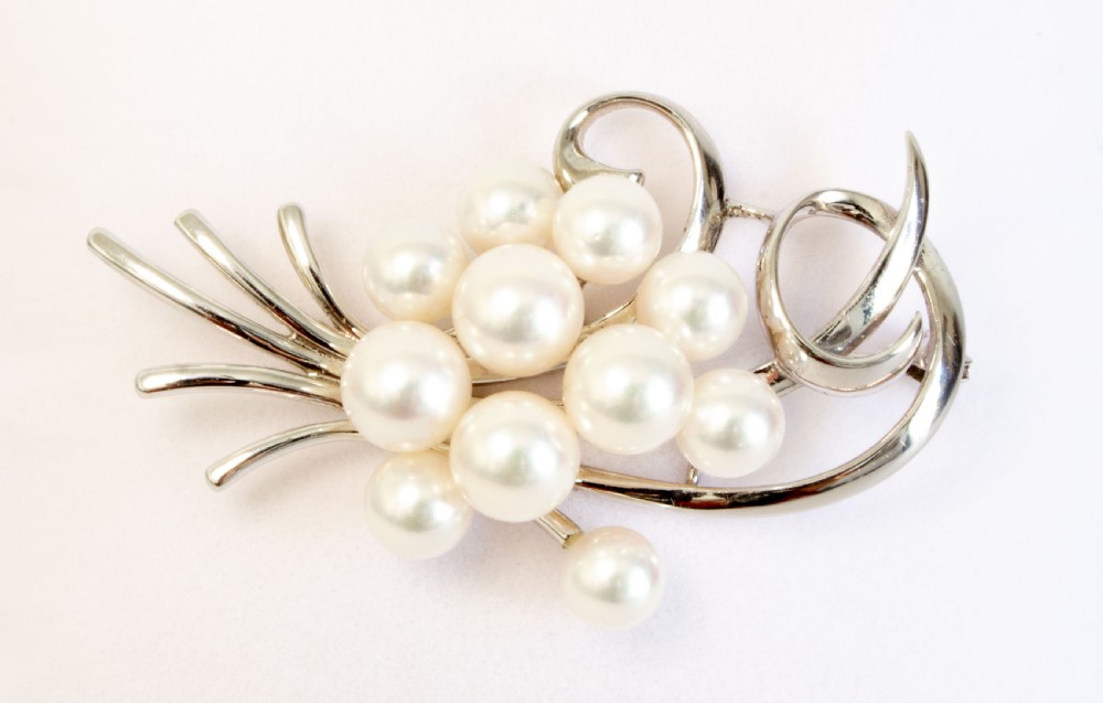 Mikimoto Silver Pearl Set Brooch