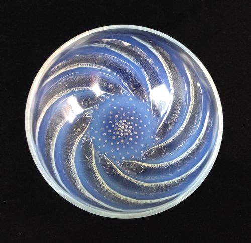 Art Deco Rene Lalique Opalescent Bowl Coupe Poissons Fish Pattern French Glass